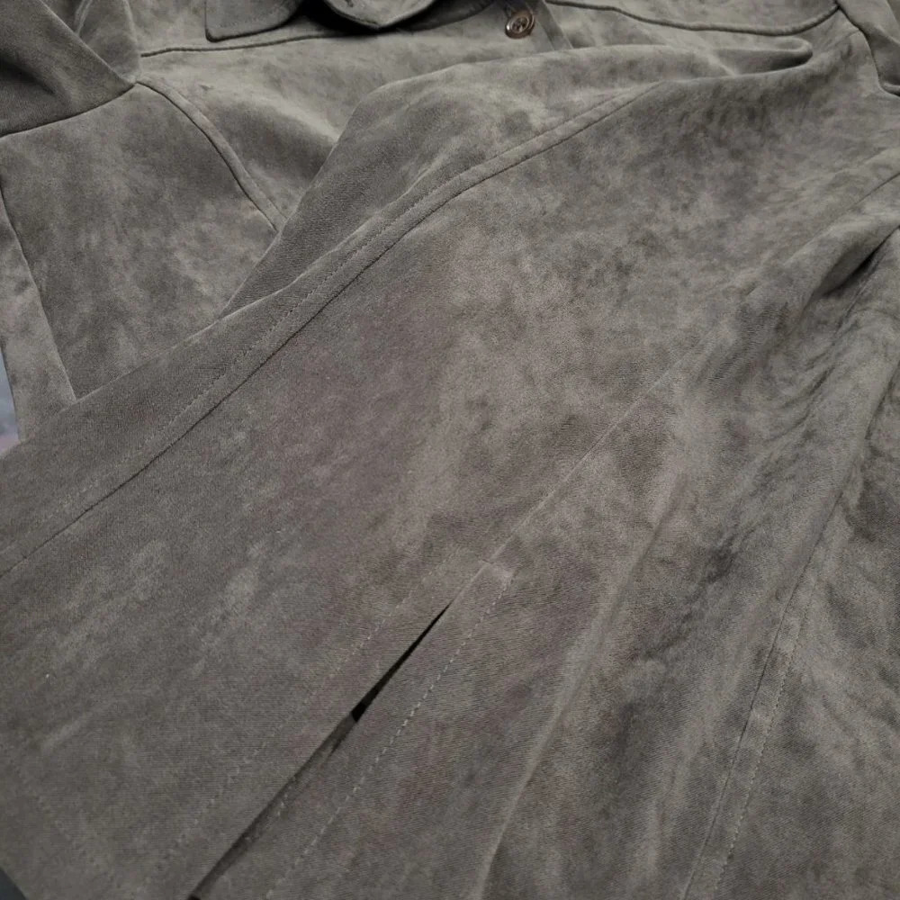 Cleo Suede  Look Shacket - Picture 5 of 5